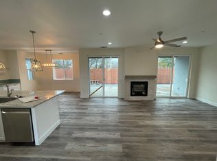 3630 Wiles Ln, Carmichael, CA 95608