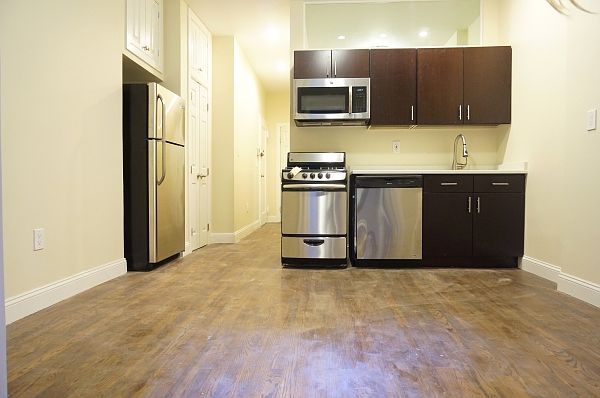 2nd image of 330 E 73rd St APT 3