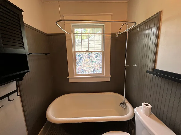 1117 Lexington Ave — Photo 35