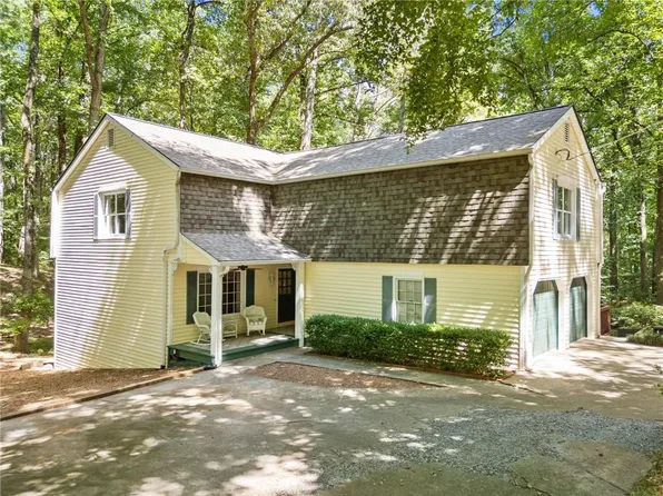 1996 Thomas Rd, Canton, GA 30115