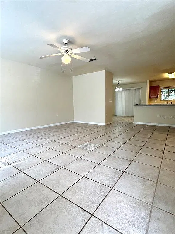2 bed, 2.5 bath, 1400 sqft, $1,695 — Photo 3