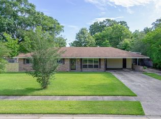 9875 E Coronado Dr, Baton Rouge, LA 70815