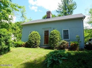 910 N Hoosac Rd, Williamstown, MA 01267