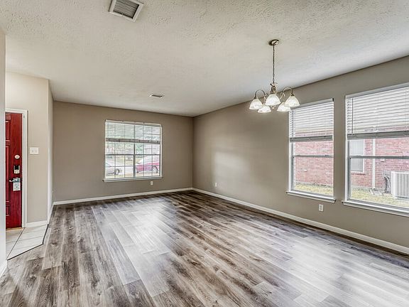 4th image of 21902 Willow Shadows Dr