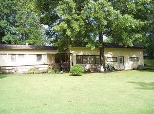 255 Robin Hood Rd, Lexington, NC 27292