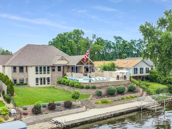 23042 Greenleaf Blvd, Elkhart, IN 46514
