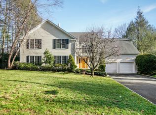 9 Summit Ave, Rye, NY 10580