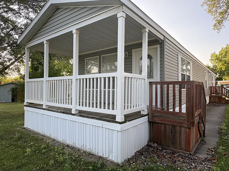 63 Lake Ness Dr — Photo 6
