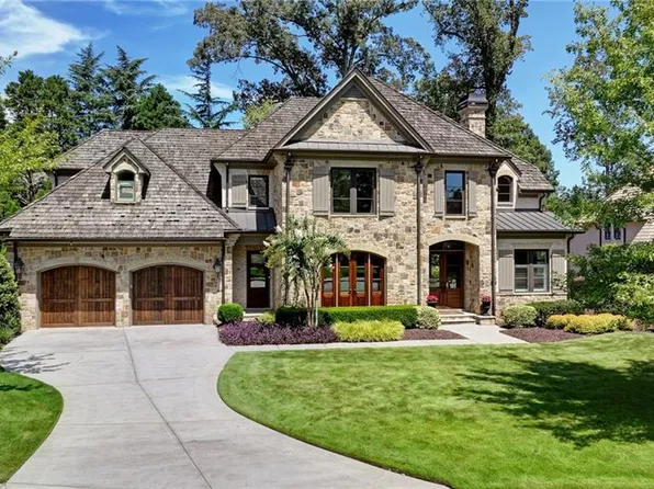 1128 Brookhaven Walk Way NE, Atlanta, GA 30319