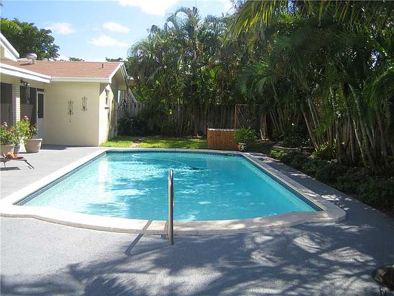 3rd image of 8104 SW 205th Ter