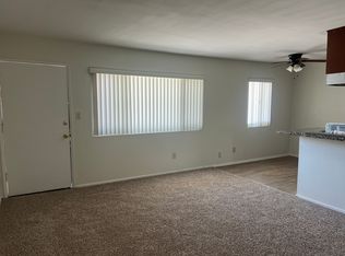 1382 Loma Ave APT 8, Long Beach, CA 90804