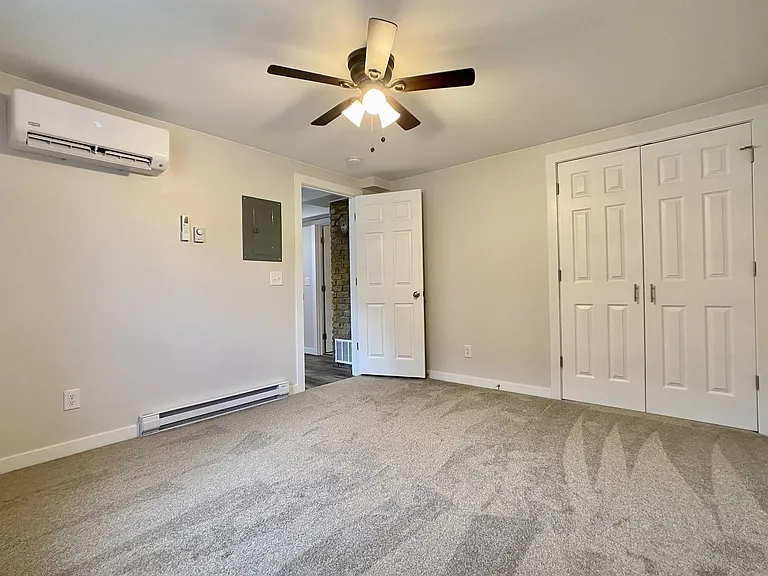 423 Adams Ave #3 — Photo 6