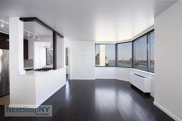 Rented by NextStopNY | media 1