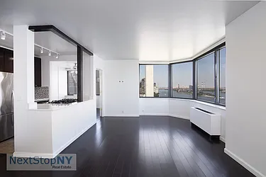 Rented by NextStopNY