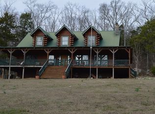 2172 Buncombe Rd, Belvidere, TN 37306