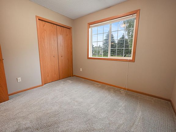 5th image of 1276 Heritage Ln