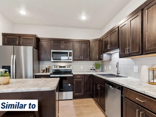 8140 E Tencate Pl, Sioux Falls, SD 57110