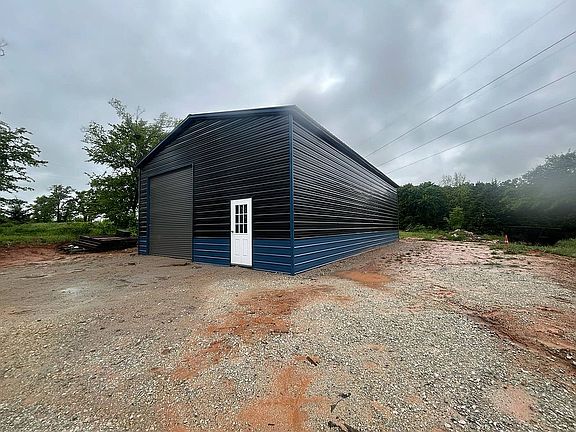 3rd image of 18488 Coker Rd