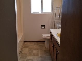 302 Canyon Rd #A, Yakima, WA 98901