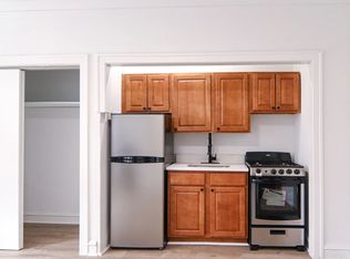 931-905 W Carmen Ave #402, Chicago, IL 60640