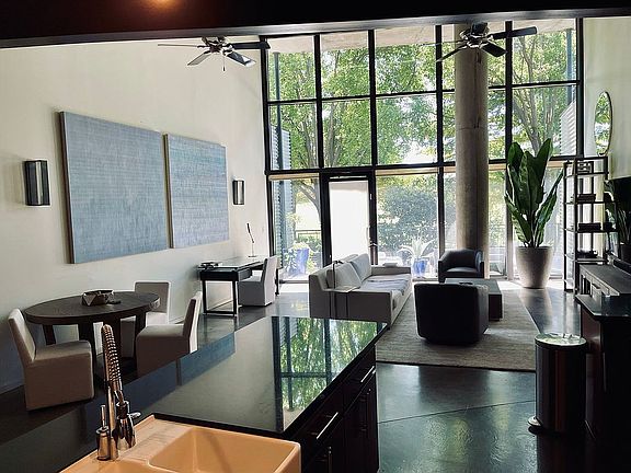 2nd image of 3110 Thomas Ave APT 123