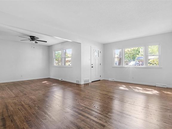 2nd image of 1810 Miami St