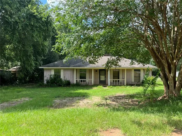9258 Cottage Park Dr N, Mobile, AL 36695