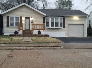 1541 4th St, Madison, IL 62060