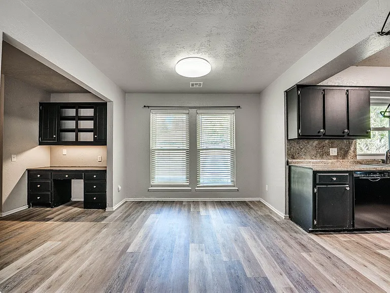 1205 Teal Pl — Photo 4