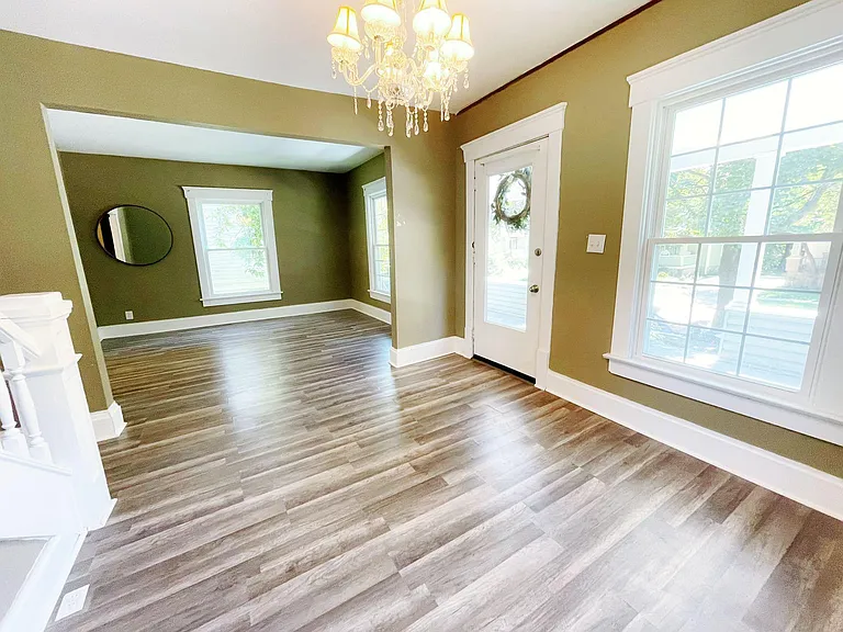 947 Jefferson Ave — Photo 24