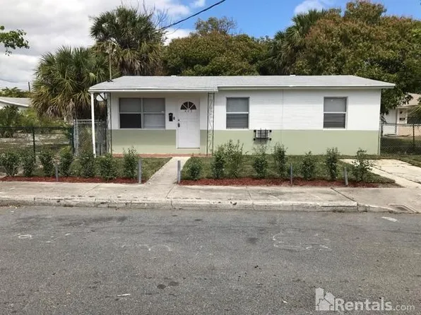 629 13th St, West Palm Beach, FL 33401