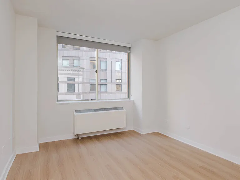 305 W 50th St #19C — Photo 7