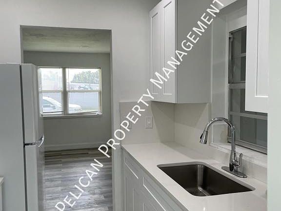 5th image of 4949 Bullard St Floor 34287