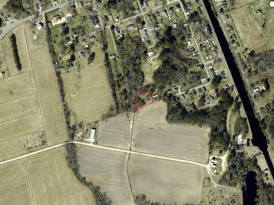 2nd image of 118 Community Drive