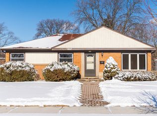 419 W Center St, Itasca, IL 60143
