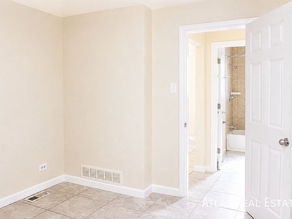 2nd image of 1538 N Uinta St