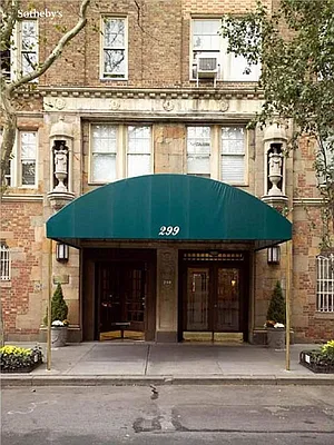 Rented by Sotheby's International Realty | media 17