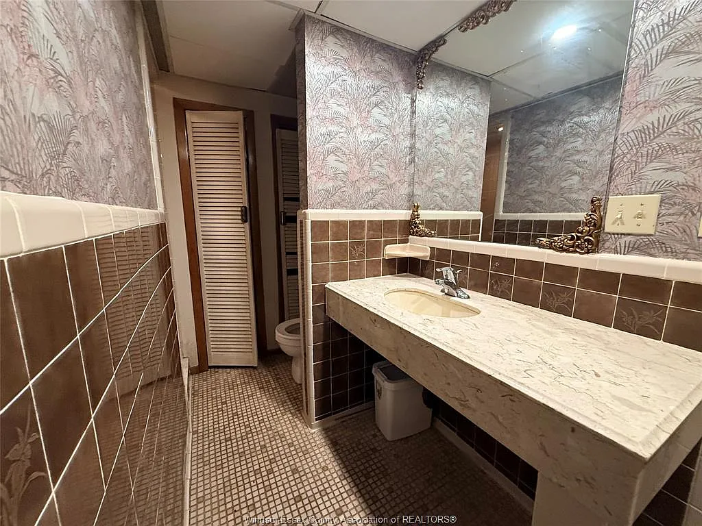 2 bed, $1,800 — Photo 4