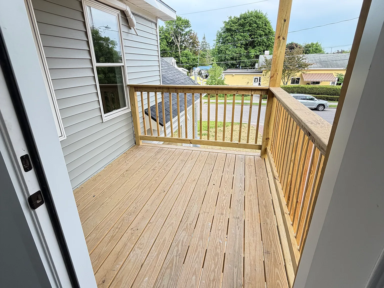 3 bed, 1500 sqft, $2,950 — Photo 2
