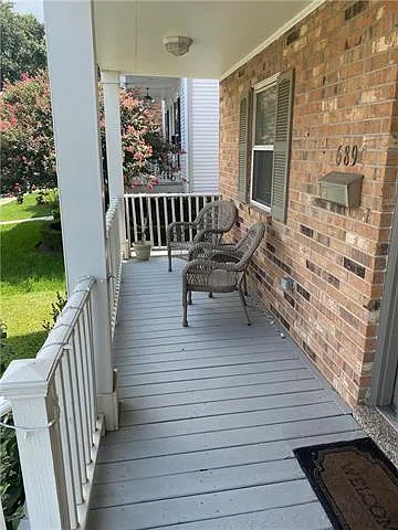 6892 Milne Blvd — Photo 2