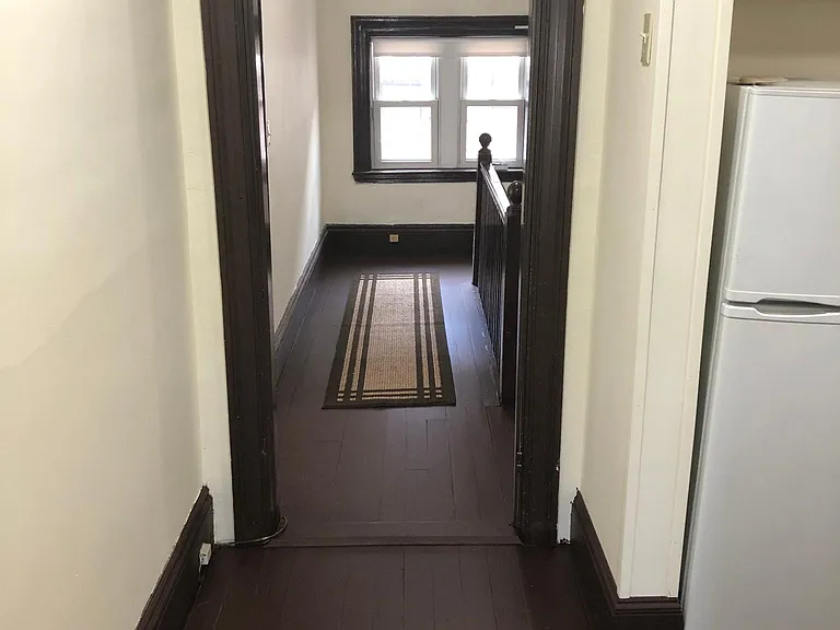 149 Strathmore Rd #10 — Photo 8