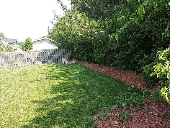 4th image of 8901 Berg Dr