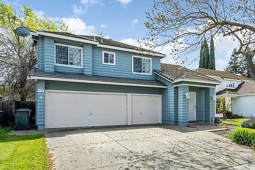 920 Menay Dr Photo 1