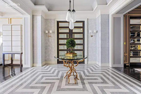 Sold by Sotheby's International Realty | media 4