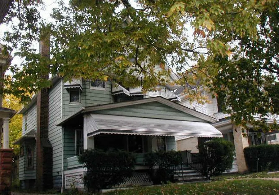 1185 Rozelle Ave photo 1