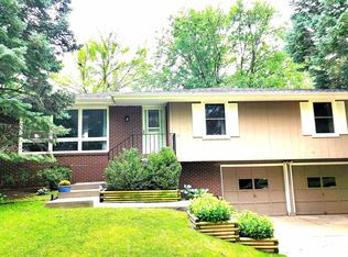 1901 Pinedale Ave, Lincoln, NE 68506