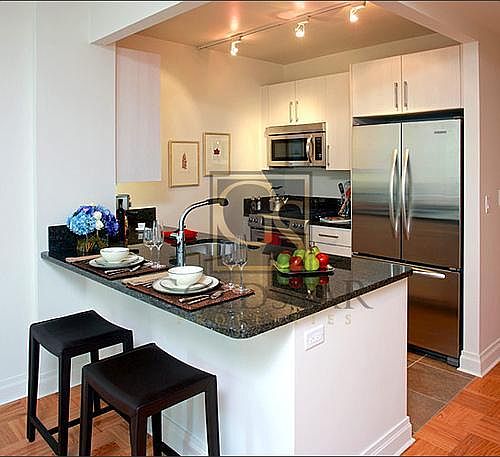 1st image of 4720 Center Blvd APT 520