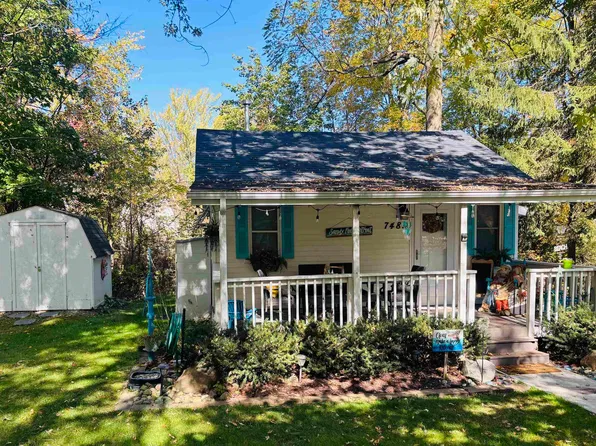 7483 Southwood Rd, Lexington, MI 48450