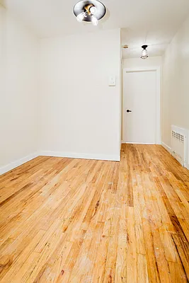 Rented by Nooklyn NYC LLC | media 9