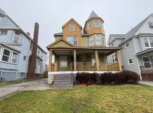 1848 Stanwood Rd, East Cleveland, OH 44112